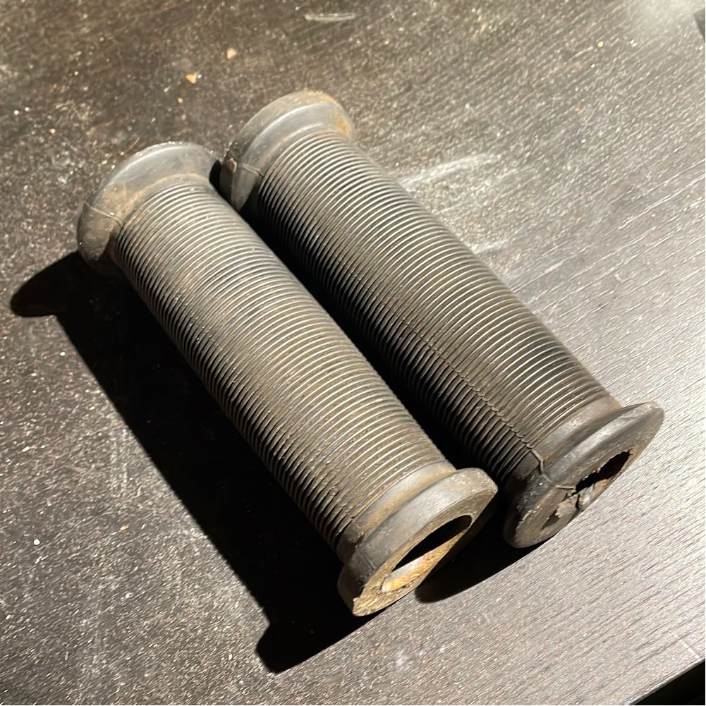 Huffy Rubber disc grips Handlebars Sprocket