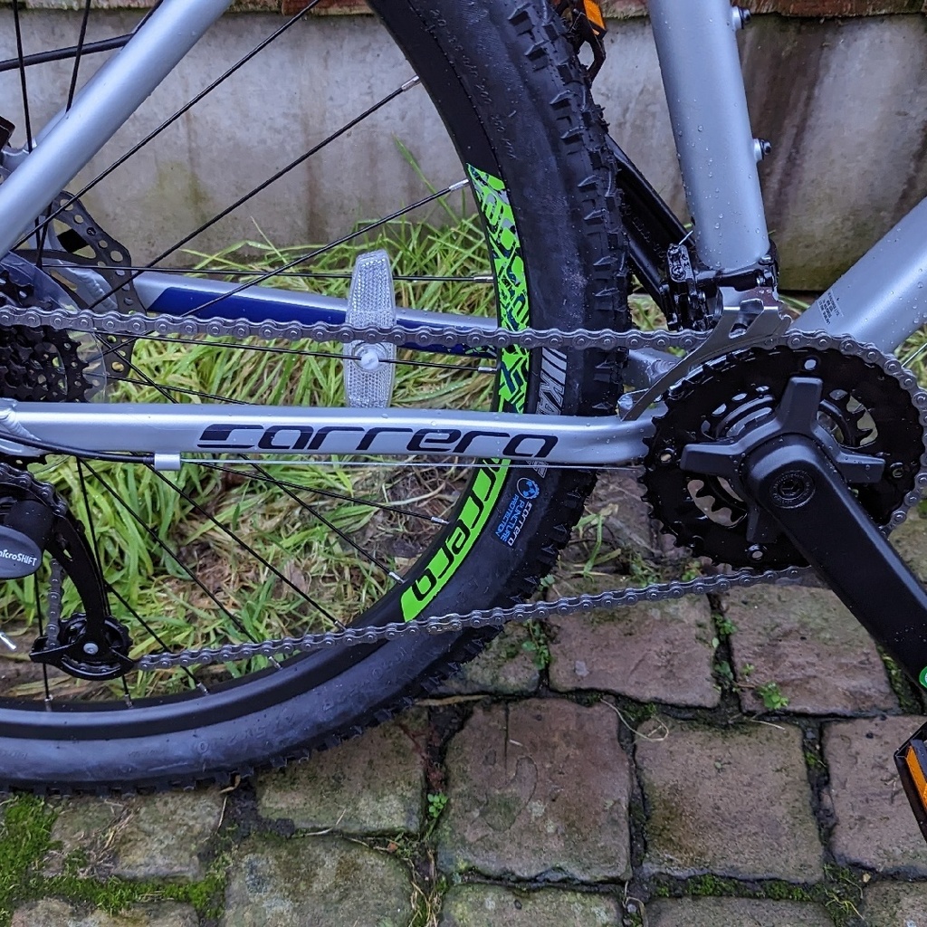 carrera valour 27.5 mountain bike