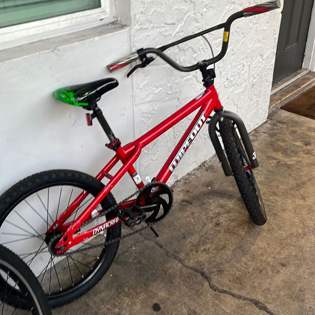 Photo 2 of 2021 Wipeout Dynacraft BMX Bike