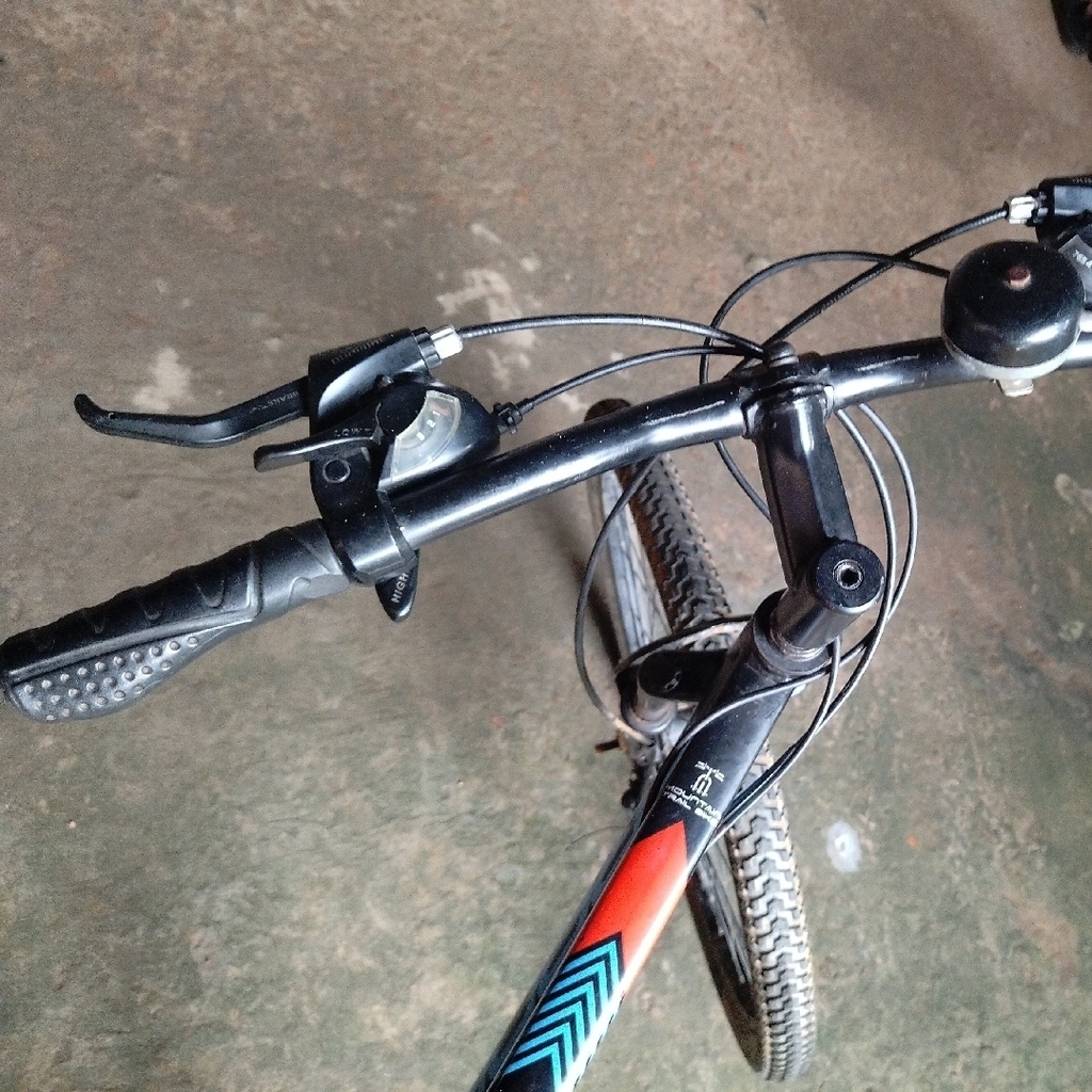 Photo 1 of 2022 CRADIAC GLOVITOR Hybrid Bike