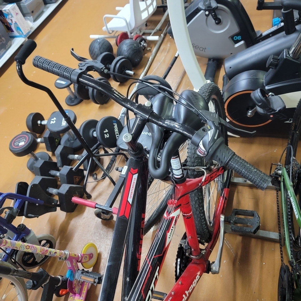 Photo 1 of Scott YZ4 Voltage Mountain Bike