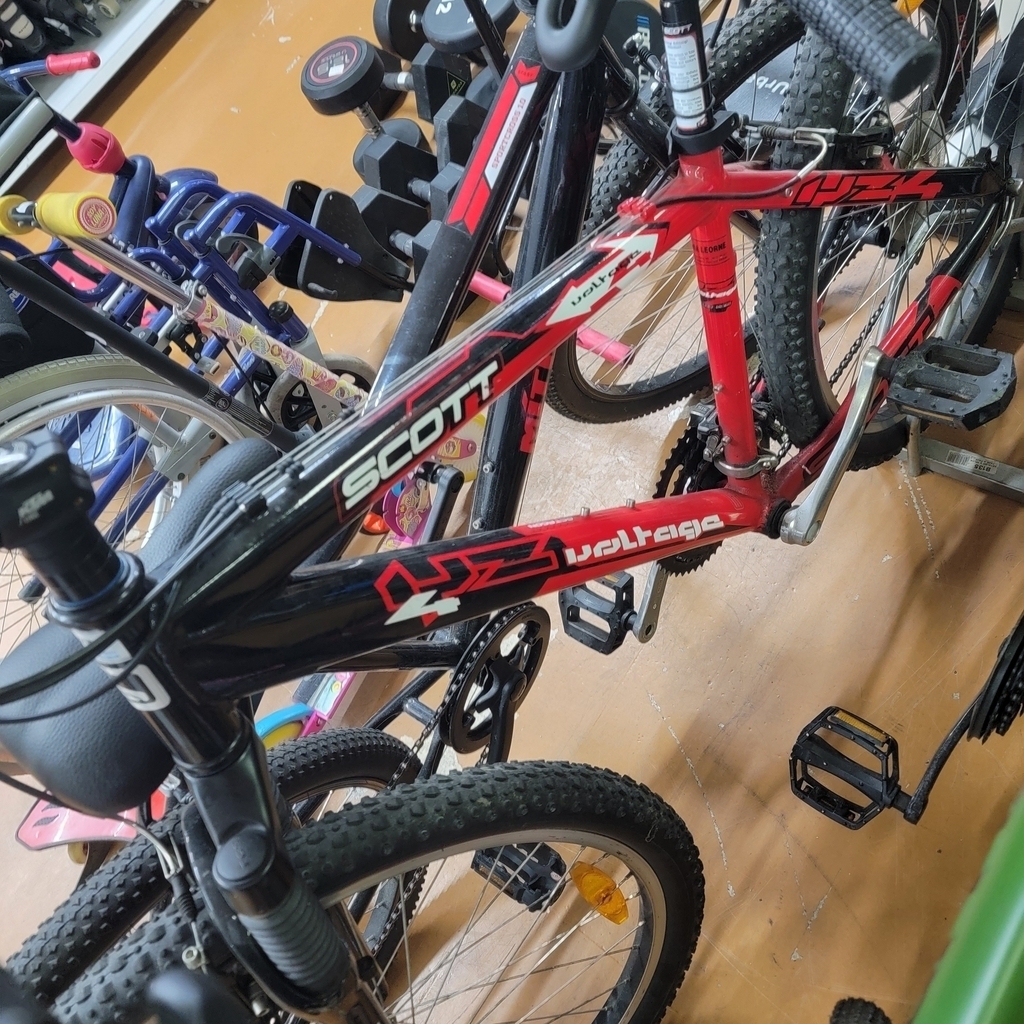 Photo 2 of Scott YZ4 Voltage Mountain Bike