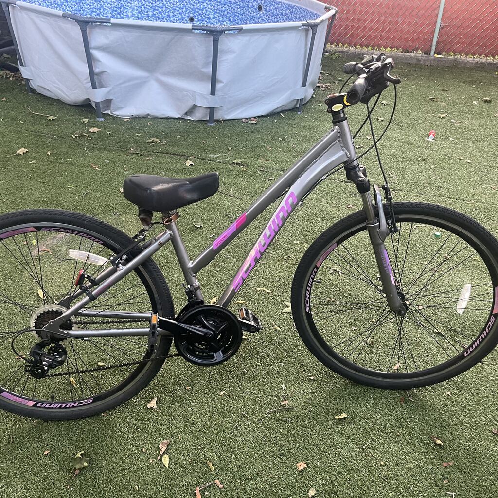 Photo 2 of 2022 Schwinn Schwinn Trailway 700c/28" Hybrid Bike Hybrid Bike