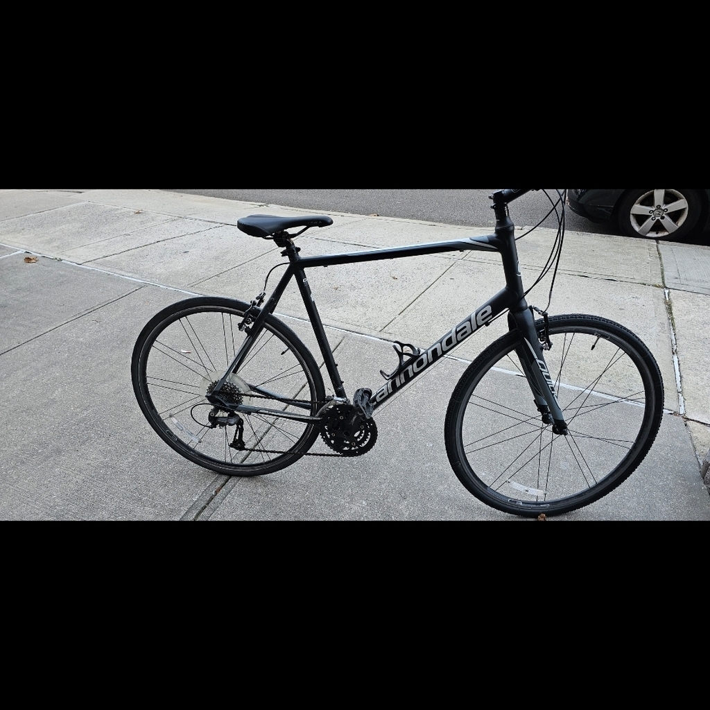 Photo 1 of 2018 Cannondale Quick 4 Road Bike